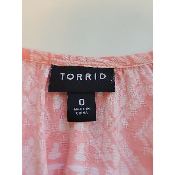 Torrid Peach Diamond Print Cold Shoulder SS Rayon Flowy Blouse Women's Plus 0X - Picture 11 of 12